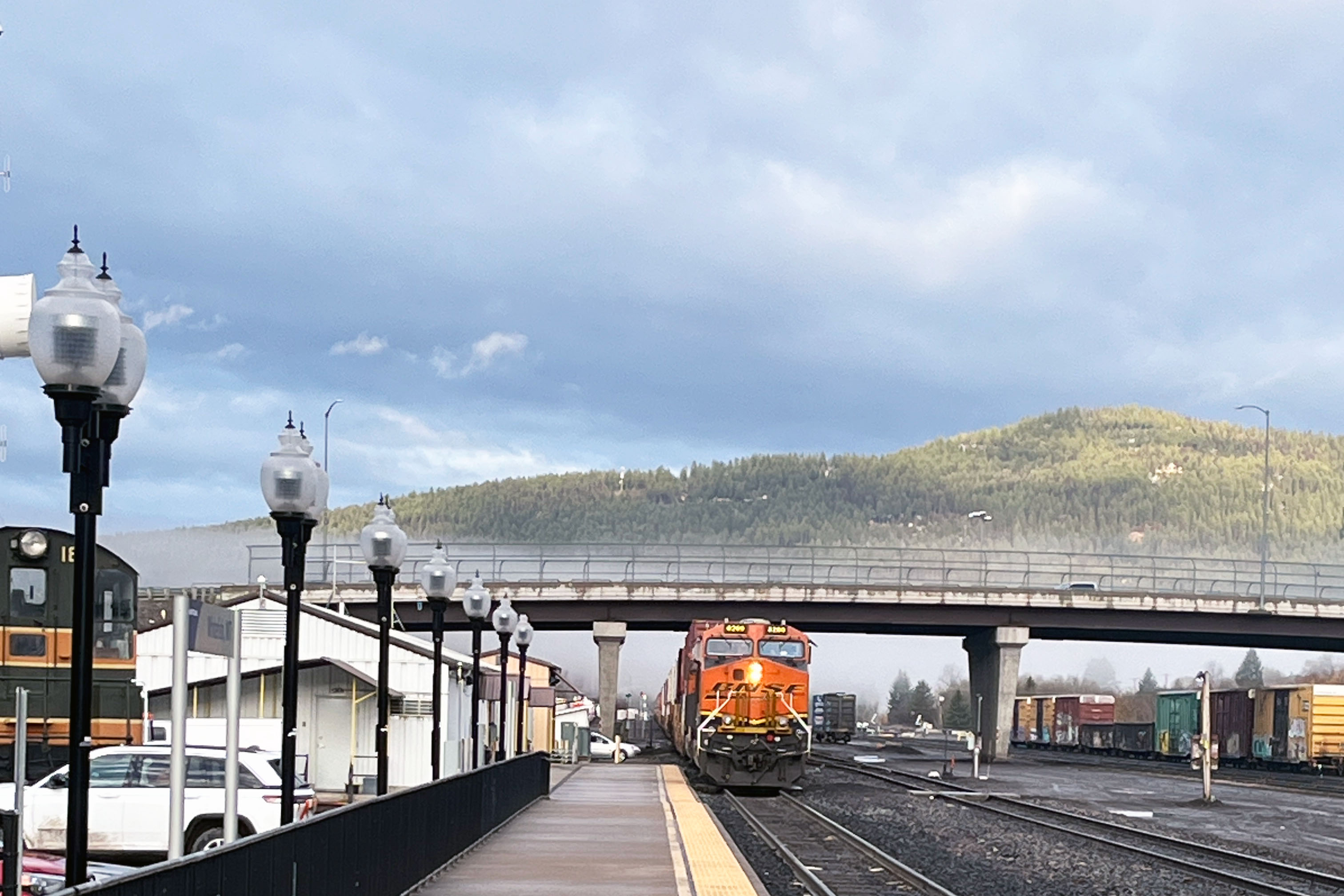 BNSF train